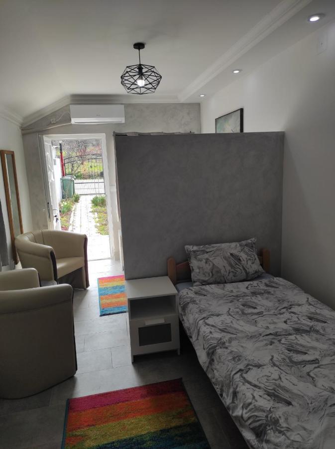 Vila Mila Riverside Apartments Smederevo Exterior photo