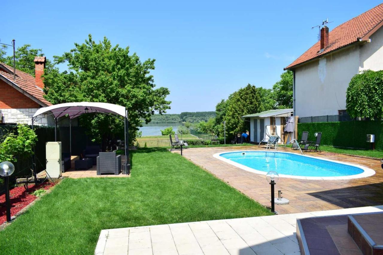 Vila Mila Riverside Apartments Smederevo Exterior photo